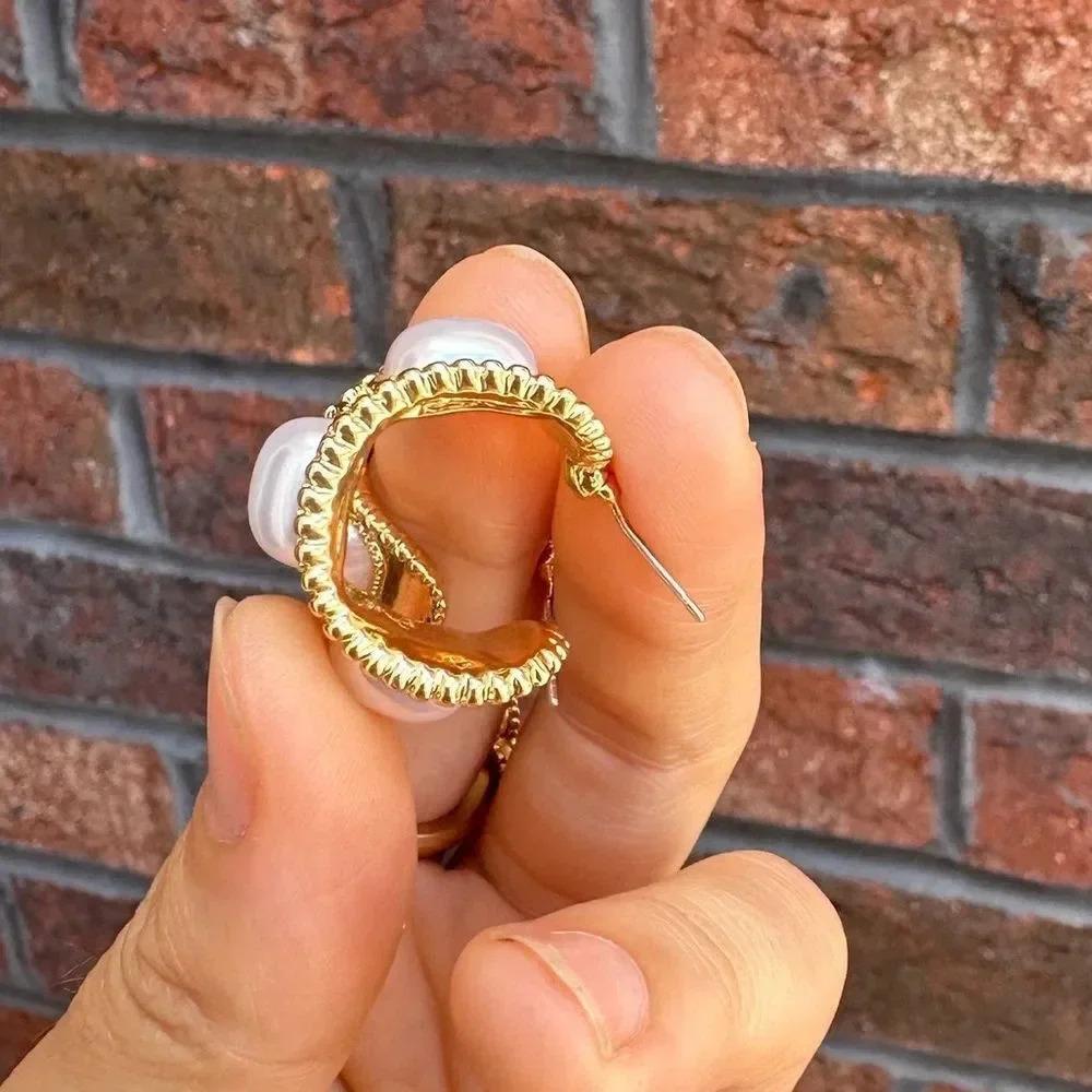 Vintage Gold Pearl Hoop Earrings - Picture 12 of 14